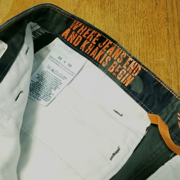 Dockers Camo Alpha Slim Pants - Picture 5 of 5